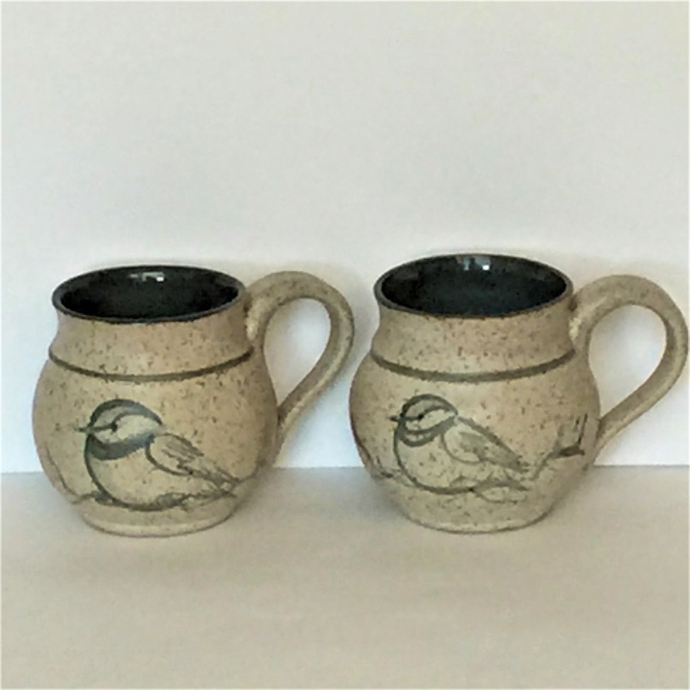 2 Susan Boyce Pottery Coffee Mugs 16 Oz - Picture 1 of 8